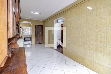Casa de condomínio à venda com 175m², 5 quartos e 3 vagas Casa de condomínio à venda com 175m², 5 quartos e 3 vagasCozinha Segundo Andar