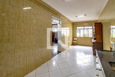 Casa de condomínio à venda com 175m², 5 quartos e 3 vagas Casa de condomínio à venda com 175m², 5 quartos e 3 vagasCozinha Segundo Andar