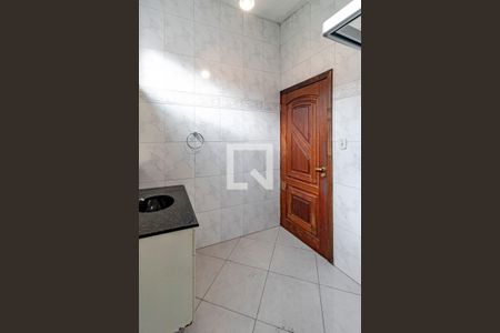 Casa de condomínio à venda com 175m², 5 quartos e 3 vagas Casa de condomínio à venda com 175m², 5 quartos e 3 vagasBanheiro 01 Terceiro Andar