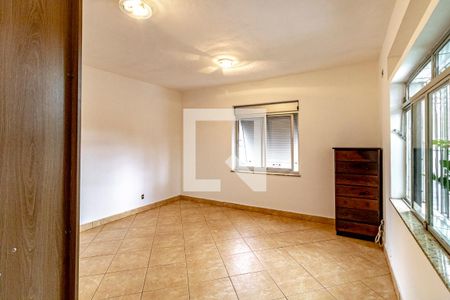 Casa de condomínio à venda com 175m², 5 quartos e 3 vagas Casa de condomínio à venda com 175m², 5 quartos e 3 vagasQuarto 03 Terceiro Andar