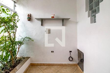 Casa de condomínio à venda com 175m², 5 quartos e 3 vagas Casa de condomínio à venda com 175m², 5 quartos e 3 vagasVaranda Terceiro Andar