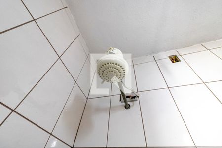 Casa de condomínio à venda com 175m², 5 quartos e 3 vagas Casa de condomínio à venda com 175m², 5 quartos e 3 vagasBanheiro 03 de Serviço - Chuveiro