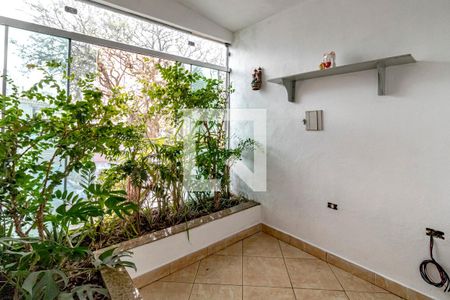 Casa de condomínio à venda com 175m², 5 quartos e 3 vagas Casa de condomínio à venda com 175m², 5 quartos e 3 vagasVaranda Terceiro Andar