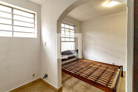 Casa de condomínio à venda com 175m², 5 quartos e 3 vagas Casa de condomínio à venda com 175m², 5 quartos e 3 vagasQuarto 04 Terceiro Andar