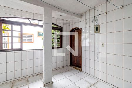 Casa de condomínio à venda com 175m², 5 quartos e 3 vagas Casa de condomínio à venda com 175m², 5 quartos e 3 vagasÁrea de Serviço