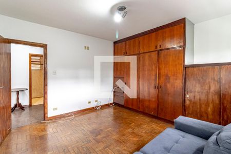 Casa de condomínio à venda com 175m², 5 quartos e 3 vagas Casa de condomínio à venda com 175m², 5 quartos e 3 vagasQuarto 01 Segundo Andar