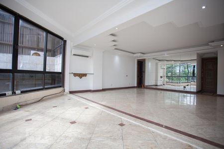 Sala de apartamento para alugar com 3 quartos, 131m² em Barra da Tijuca, Rio de Janeiro