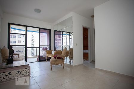 Sala de apartamento à venda com 2 quartos, 68m² em Barra da Tijuca, Rio de Janeiro