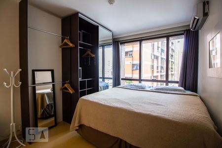 Quarto suíte de apartamento para alugar com 1 quarto, 54m² em Pinheiros, São Paulo
