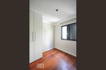 Apartamento à venda com 130m², 4 quartos e 2 vagasquarto 2