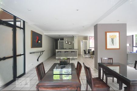 Apartamento à venda com 130m², 4 quartos e 2 vagassalão de festa