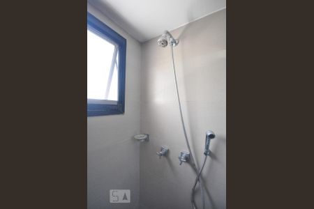 Apartamento à venda com 130m², 4 quartos e 2 vagasdetalhe do banheiro suíte  