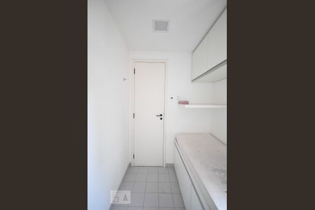 Apartamento à venda com 130m², 4 quartos e 2 vagasquarto de serviço