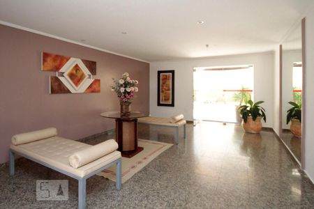 Apartamento à venda com 104m², 2 quartos e 2 vagasHall Social