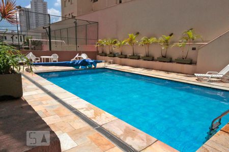 Apartamento à venda com 104m², 2 quartos e 2 vagasPiscina