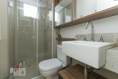 Banheiro de apartamento à venda com 1 quarto, 46m² em Pinheiros, São Paulo