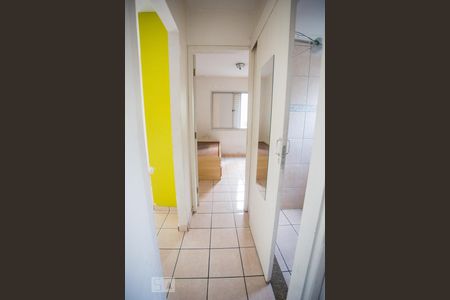 Corredor de apartamento à venda com 2 quartos, 43m² em Vila Gumercindo, São Paulo
