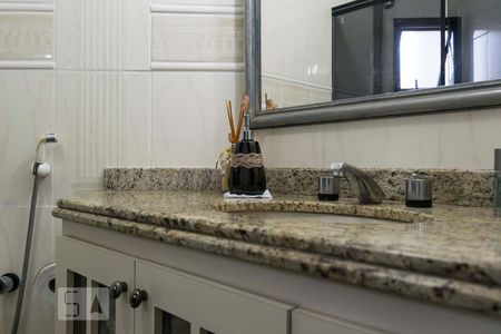 Apartamento à venda com 200m², 4 quartos e 4 vagasBanheiro social (Torneira)