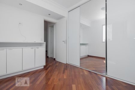 Quarto 1 de apartamento à venda com 2 quartos, 48m² em Super Quadra Morumbi, São Paulo