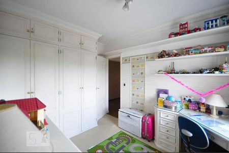 Apartamento para alugar com 234m², 3 quartos e 4 vagassuíte 2