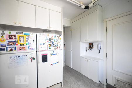 Apartamento para alugar com 234m², 3 quartos e 4 vagascozinha