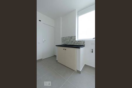 Cozinha de apartamento para alugar com 2 quartos, 68m² em Água Branca, São Paulo