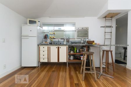 Casa à venda com 100m², 1 quarto e sem vaga Casa à venda com 100m², 1 quarto e sem vagaCozinha