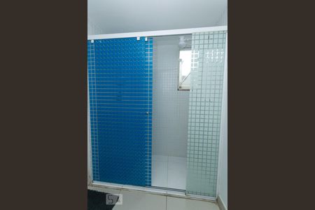 Casa à venda com 100m², 1 quarto e sem vaga Casa à venda com 100m², 1 quarto e sem vagaBanheiro