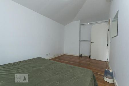 Casa à venda com 100m², 1 quarto e sem vaga Casa à venda com 100m², 1 quarto e sem vagaQuarto