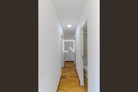 Corredor de apartamento para alugar com 2 quartos, 62m² em Santa Cecília, São Paulo