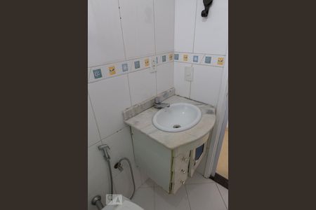 Banheiro de apartamento à venda com 1 quarto, 50m² em Água Branca, São Paulo