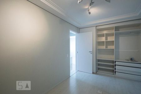 Apartamento à venda com 74m², 2 quartos e 2 vagasQuarto 02