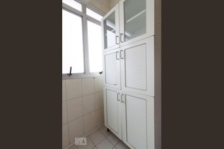 Área de serviço de apartamento para alugar com 2 quartos, 62m² em São Bernardo, Campinas
