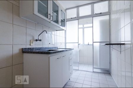 Cozinha de apartamento para alugar com 2 quartos, 62m² em São Bernardo, Campinas