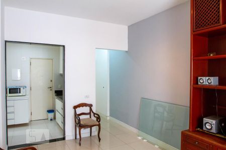 Sala de apartamento à venda com 3 quartos, 72m² em Lagoa, Rio de Janeiro