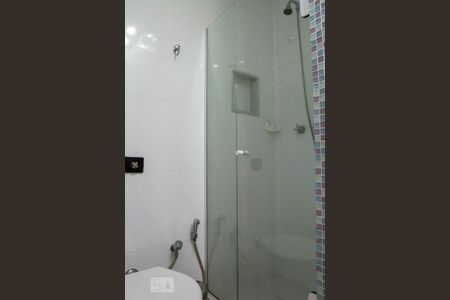 Banheiro de apartamento à venda com 3 quartos, 72m² em Lagoa, Rio de Janeiro