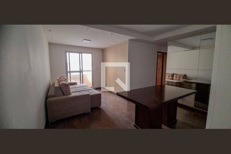 Sala de apartamento para alugar com 3 quartos, 68m² em Continental, Osasco