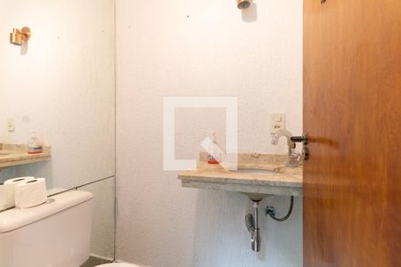 Lavabo de casa para alugar com 3 quartos, 260m² em Bosque da Saúde, São Paulo