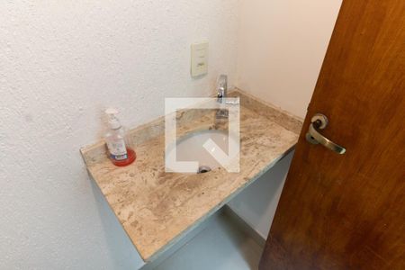 Lavabo de casa para alugar com 3 quartos, 260m² em Bosque da Saúde, São Paulo