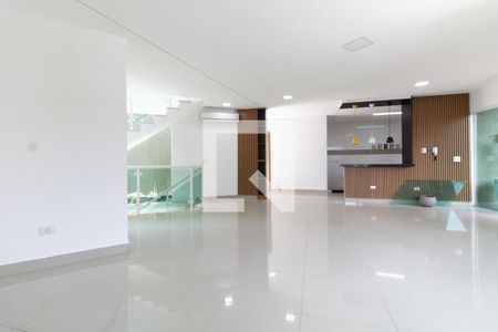 Sala de casa para alugar com 3 quartos, 260m² em Bosque da Saúde, São Paulo