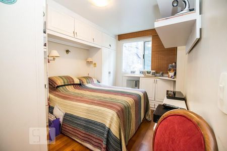 Suíte de apartamento para alugar com 2 quartos, 96m² em Botafogo, Rio de Janeiro