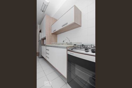 Apartamento para alugar com 72m², 2 quartos e 2 vagas Apartamento para alugar com 72m², 2 quartos e 2 vagasCozinha