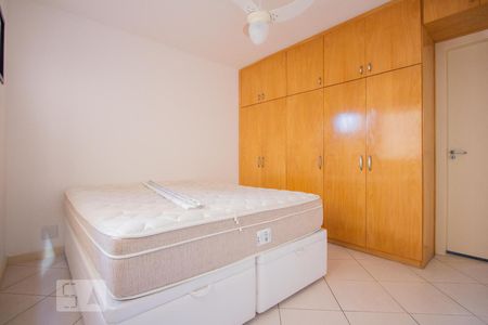 Suíte 1 de apartamento para alugar com 2 quartos, 75m² em Botafogo, Rio de Janeiro