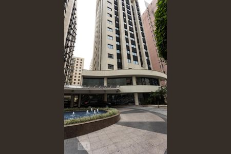 Studio para alugar com 27m², 1 quarto e 1 vaga Studio para alugar com 27m², 1 quarto e 1 vagaFachada