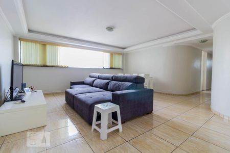 Apartamento para alugar com 150m², 5 quartos e 2 vagasSala - vista da porta de entrada