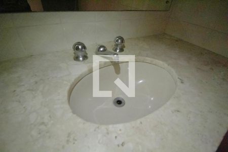 Apartamento para alugar com 93m², 3 quartos e 2 vagasBanheiro Social