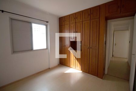 Apartamento para alugar com 93m², 3 quartos e 2 vagasQuarto 2