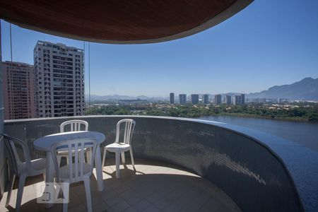 Varanda de apartamento para alugar com 2 quartos, 72m² em Barra da Tijuca, Rio de Janeiro