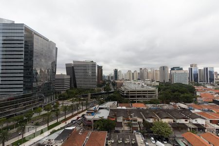 Vista de kitnet/studio para alugar com 1 quarto, 70m² em Santo Amaro, São Paulo