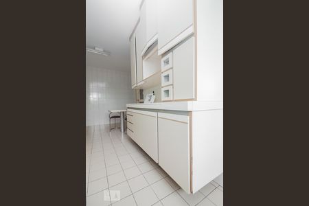 Apartamento à venda com 119m², 3 quartos e 2 vagasCozinha